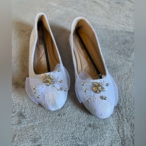 SHEIN White Lace Flats with Embellishments